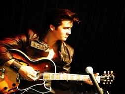 Elvis Presley photo