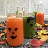 glasses with juice for halloween