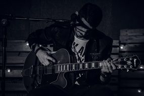 guitar sound instrument