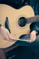 guitarist with the tablet