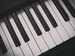 piano keyboard melody