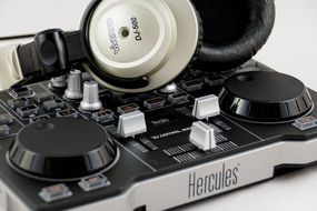 technical device for the DJ