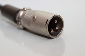 plug to microphone cable