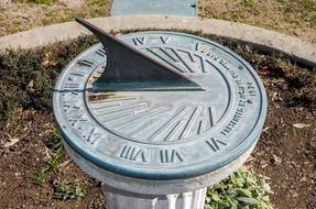 sundial clock sun