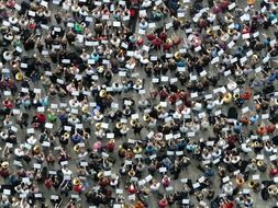 mass of people in the cathedral square