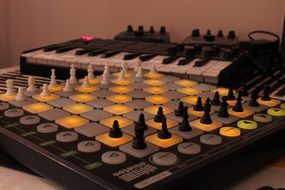 Electronic chess game