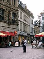 street performer with an accordion