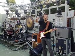 guitar player before the concert