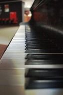 white and black keys of piano