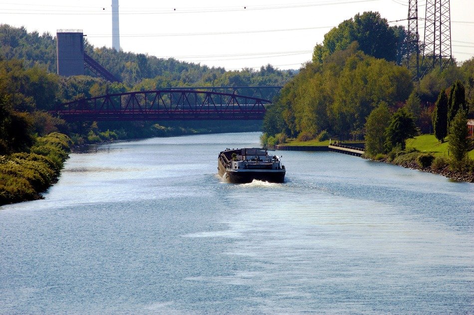 ship on the Rhine-Herne Canal