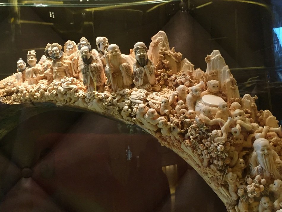figures on ivory as art
