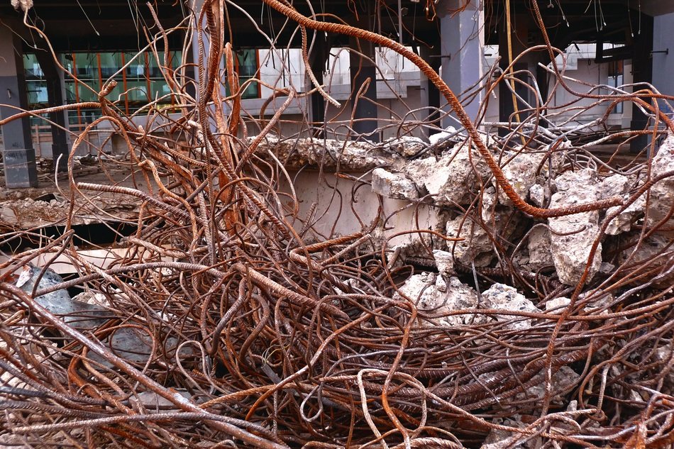 concrete wires demolition