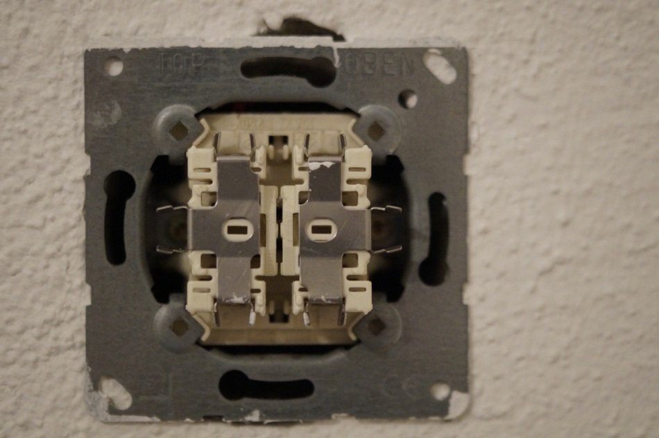 inside of the socket