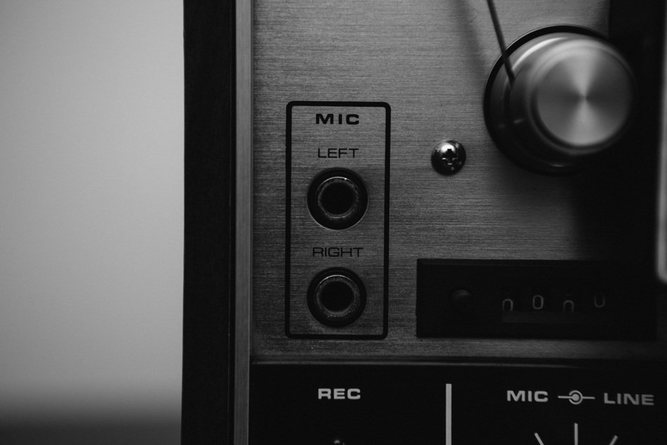 microphone inputs on a recoder