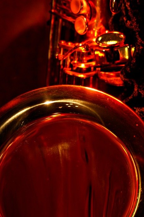 tenor of saxophone
