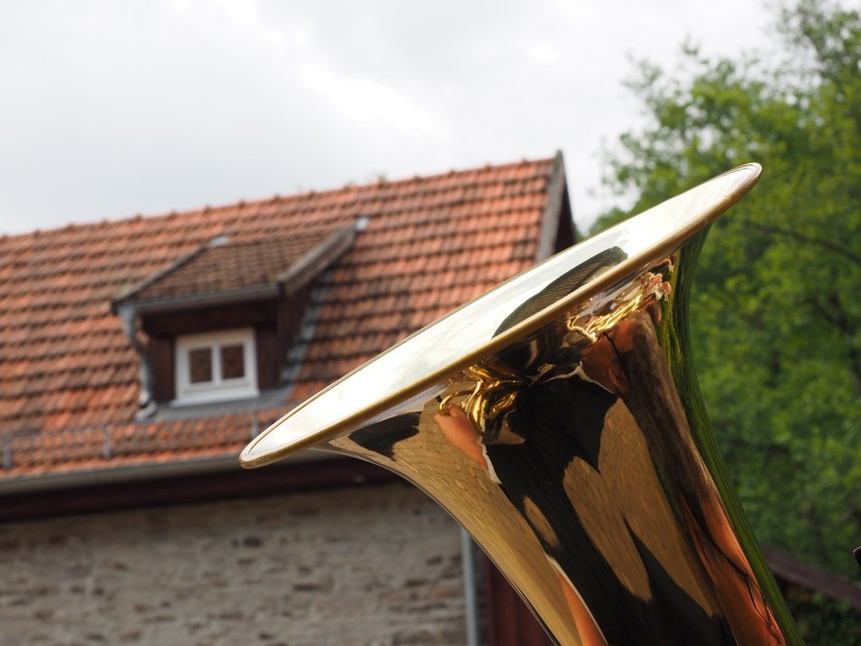 tuba and roof