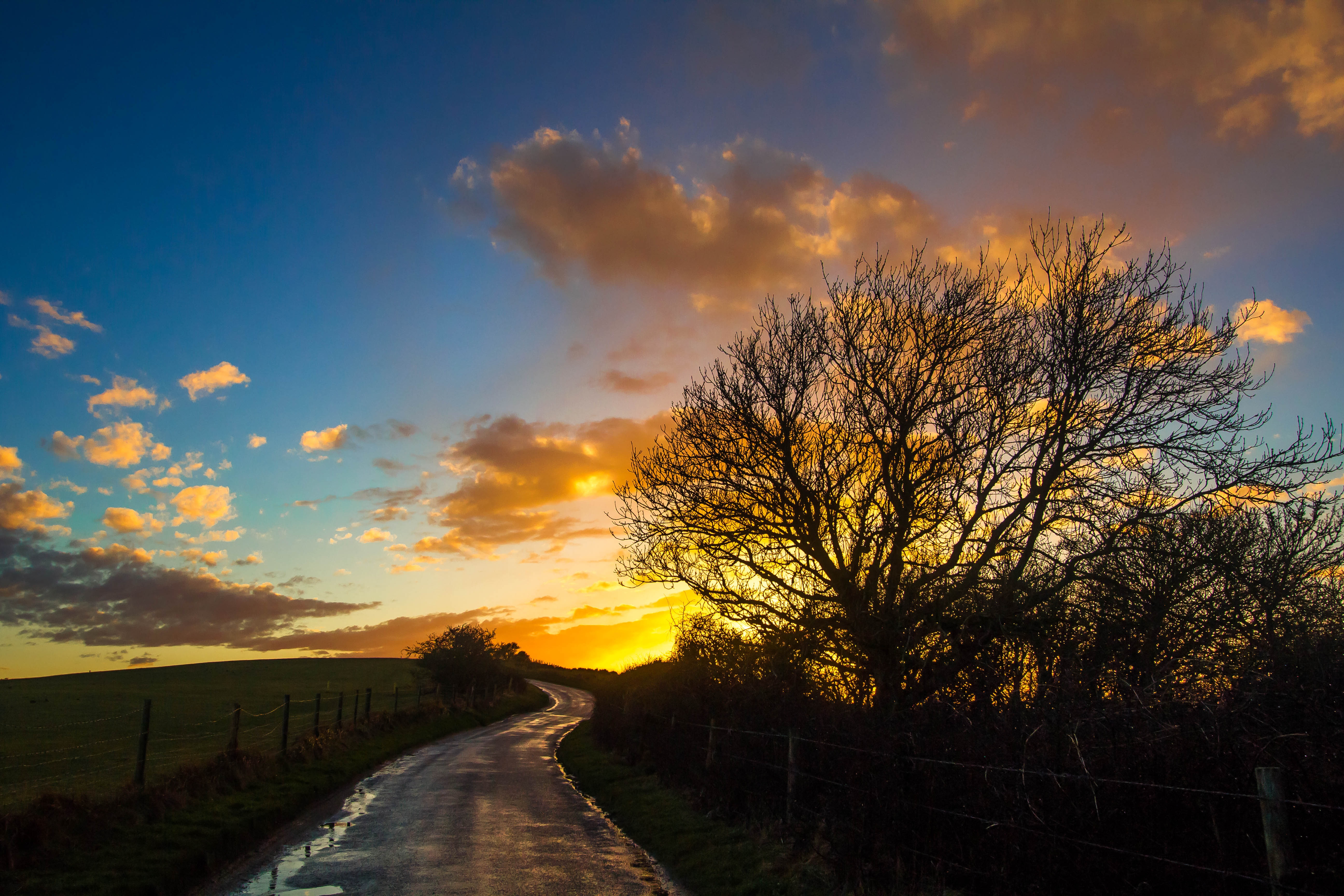 Страна неба. Country Sunset II.