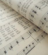 music vocal harmony text