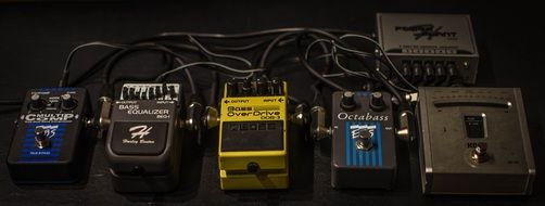 audio signal measuring devices
