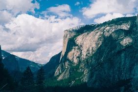 rock in the yosemite national park