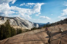 mountains in yosemite national park