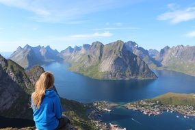 mountain hiker watching lake