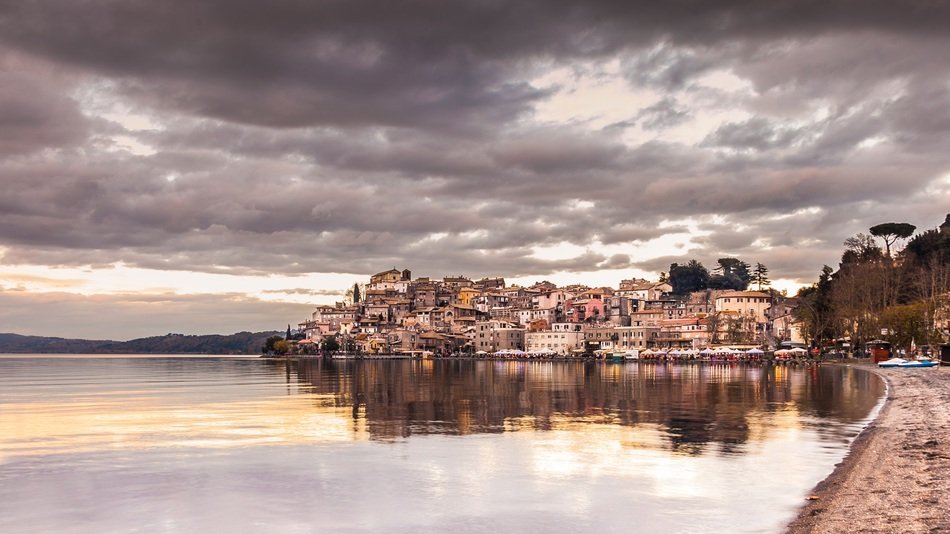 beautiful and delightful italy lake