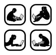 Kids on Laptop