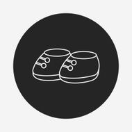 baby shoes line icon