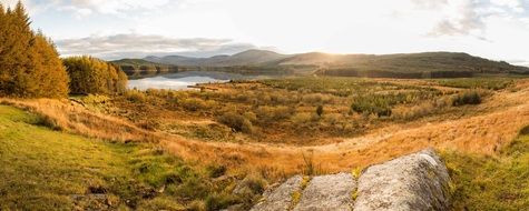 panoramic view of picturesque landscapes in bright autumn