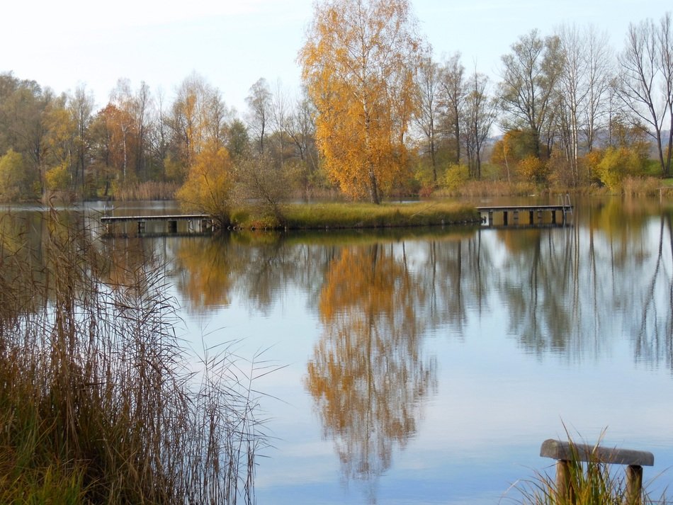 mirror lake in altötting