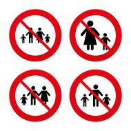 Family with two children sign Parents and kids N26