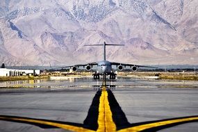 Boeing C-17 Globemaster III on the runway