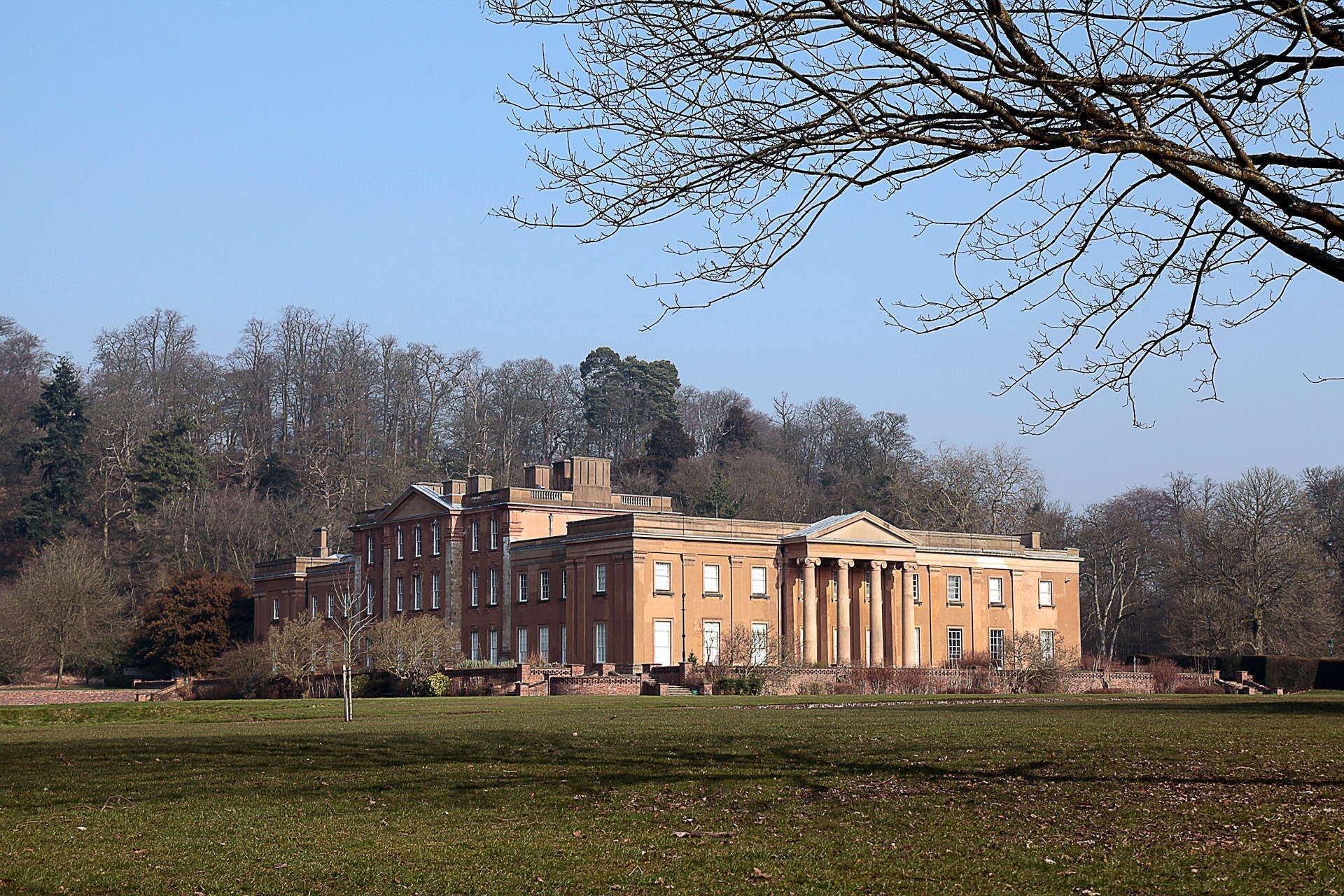 Mansion in Dudley free image download