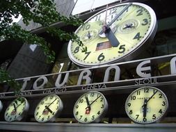 Watches with world time in new york city