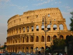 coliseum building in roman architecture