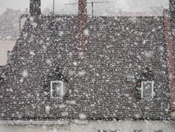 roof of the house on snowy weather