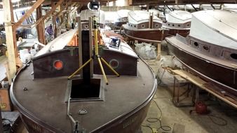 Crafting of sailing boats