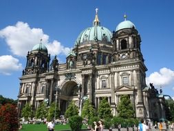 photo of tourists in front of Berlin Cathedral, germany