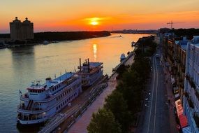 Picture of the waterfront in savannah