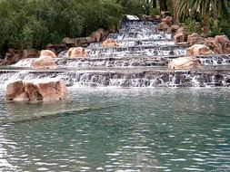 splashing fountain