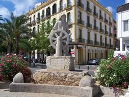 monument sailor navigator