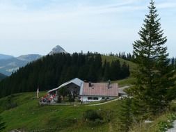 hut mountain