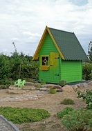 the green cottage-garden