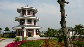 chinese pagoda building