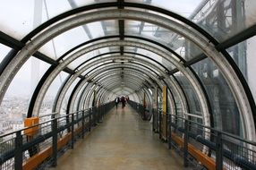 Picture of tunnel in pompidou