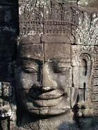 smiling statue in Cambodia