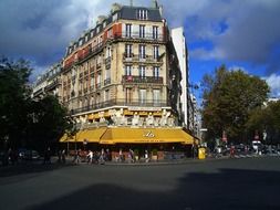 Picture of urban street in paris