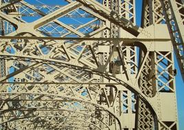 metal bridge in new york