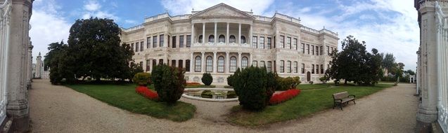 panoramic view of the palace